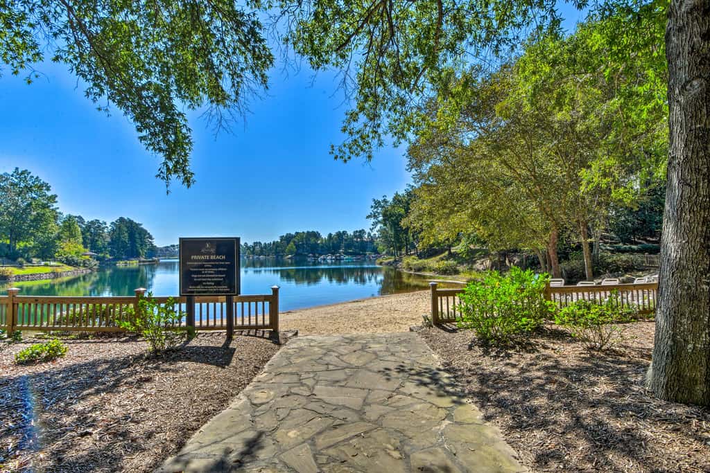 Keowee Key Condo w/ Lake Access!
