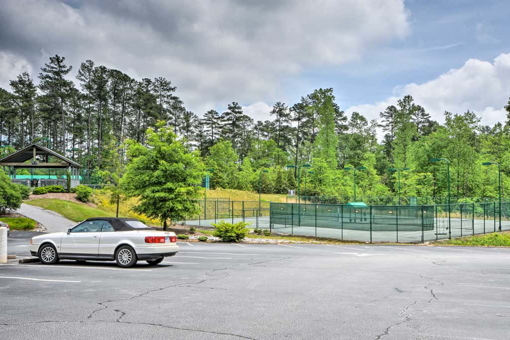 Keowee Key Condo w/ Lake Access!