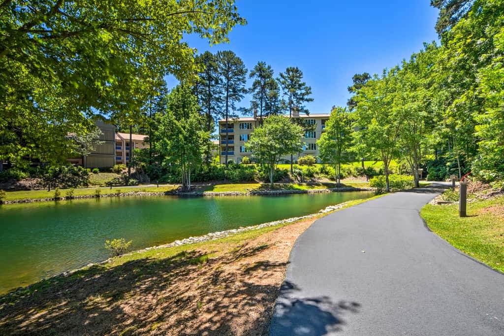 Keowee Key Condo w/ Lake Access!