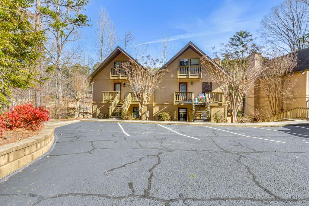 Tee Times & Lake Days! Luxe Keowee Key Living