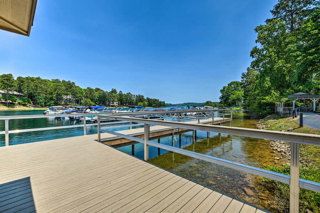 Tee Times & Lake Days! Luxe Keowee Key Living