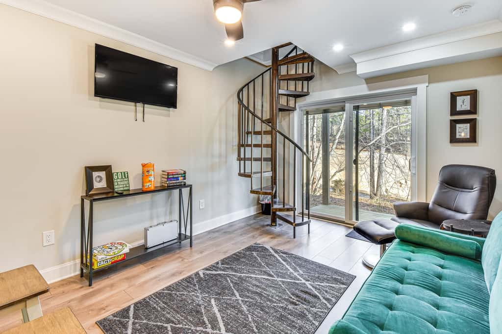 Tee Times & Lake Days! Luxe Keowee Key Living