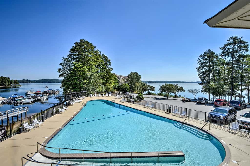 Tee Times & Lake Days! Luxe Keowee Key Living