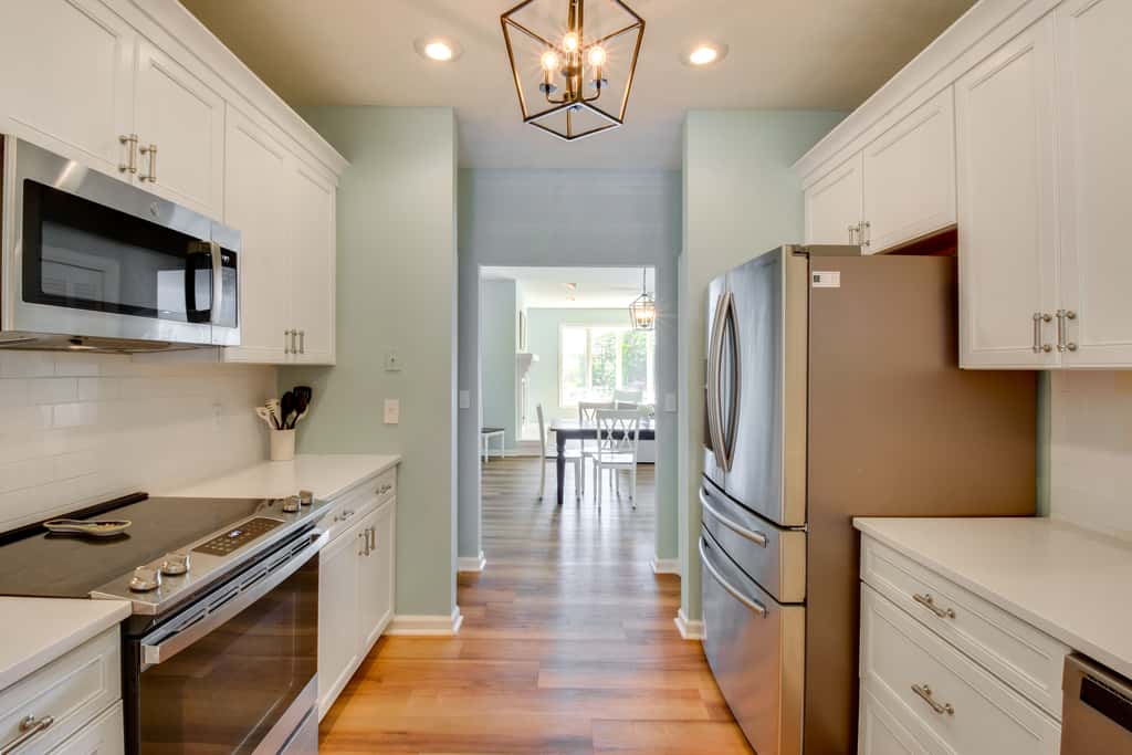 Clemson Game Retreat: Lakefront Keowee Key Condo