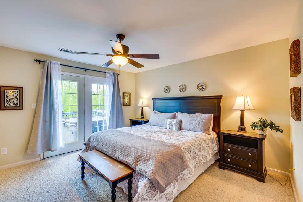 Taylorsville Cottage w/ Hot Tub & Lake Access!