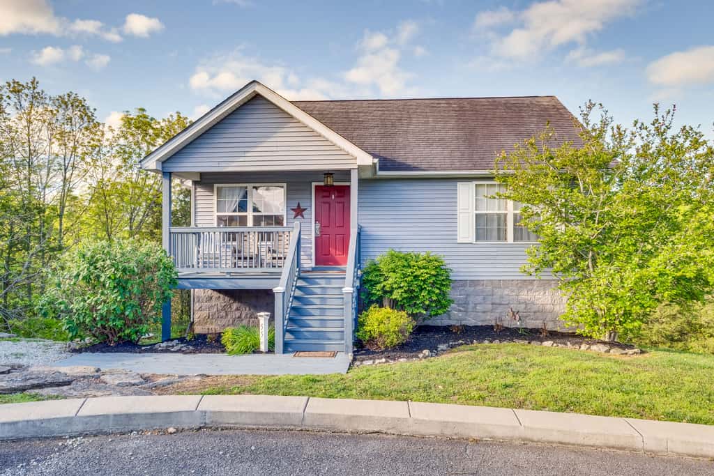 Taylorsville Cottage w/ Hot Tub & Lake Access!