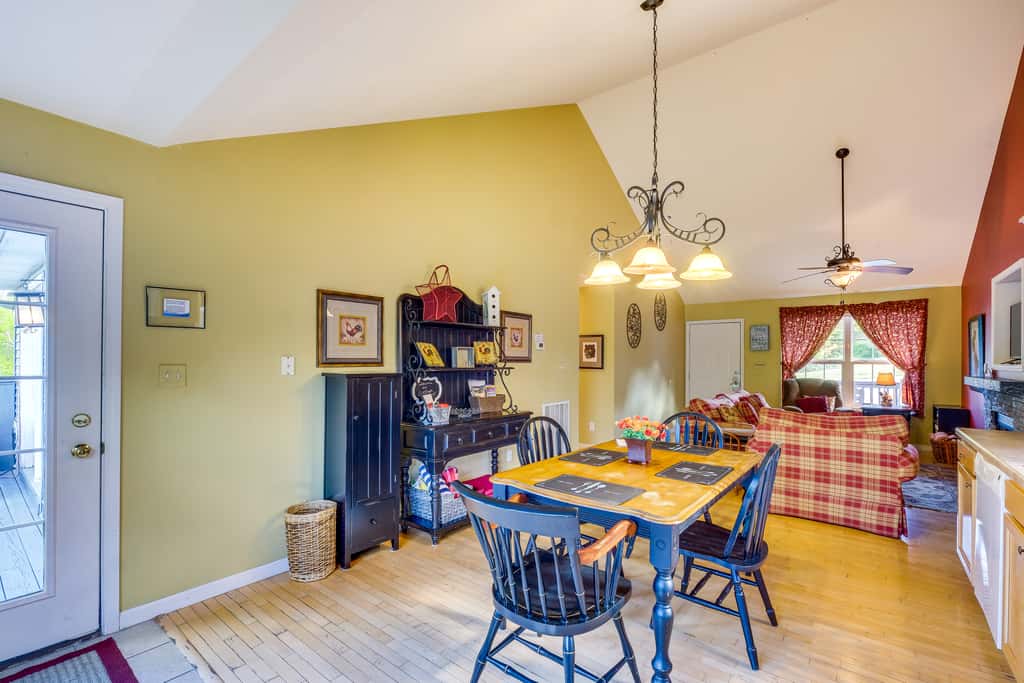 Taylorsville Cottage w/ Hot Tub & Lake Access!