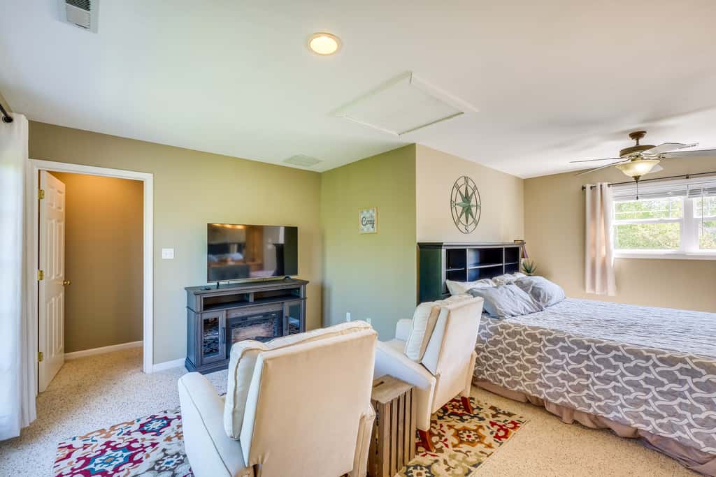 Cozy Resort-Style Escape on Taylorsville Lake!
