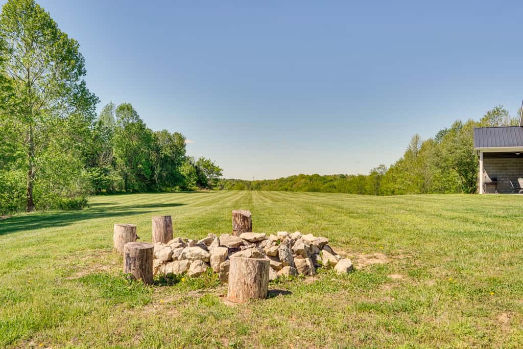 Cozy Resort-Style Escape on Taylorsville Lake!