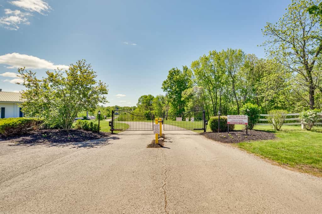 Cozy Resort-Style Escape on Taylorsville Lake!