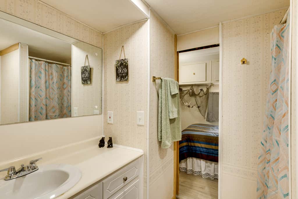 No Pet Fee! Peaceful Escape at Towner Properties