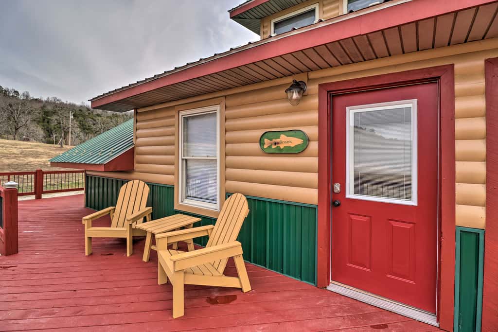 Cheery Pet-Friendly Studio w/ Shared Fire Pit