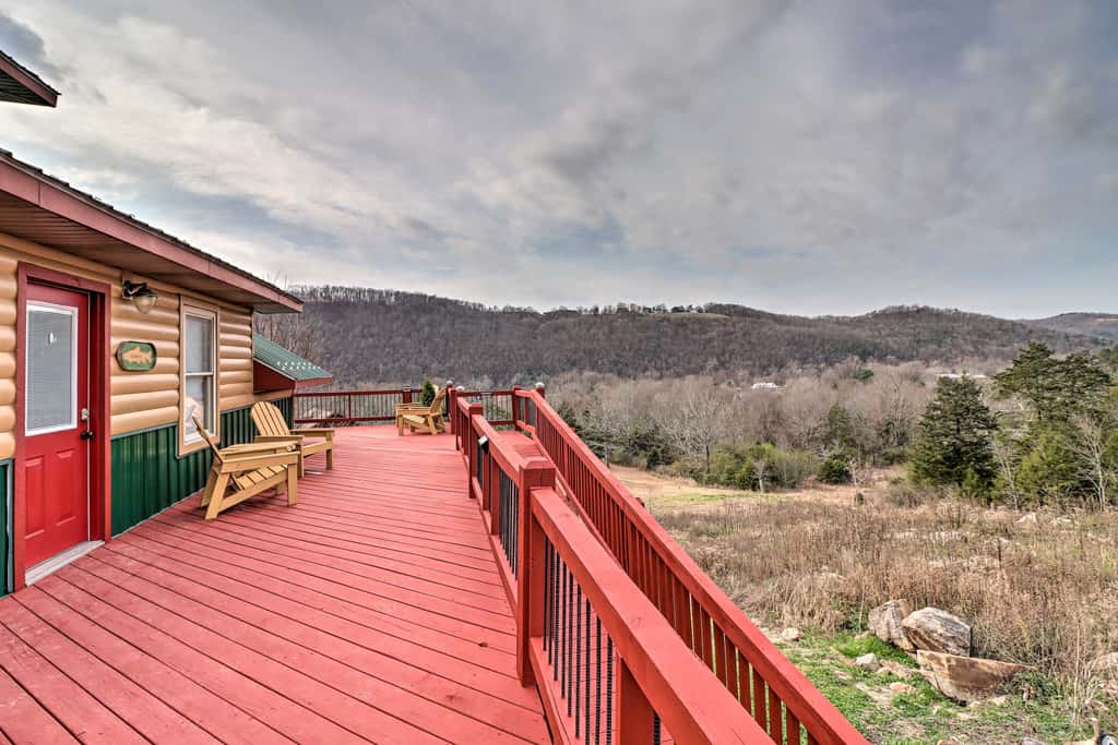 Cheery Pet-Friendly Studio w/ Shared Fire Pit