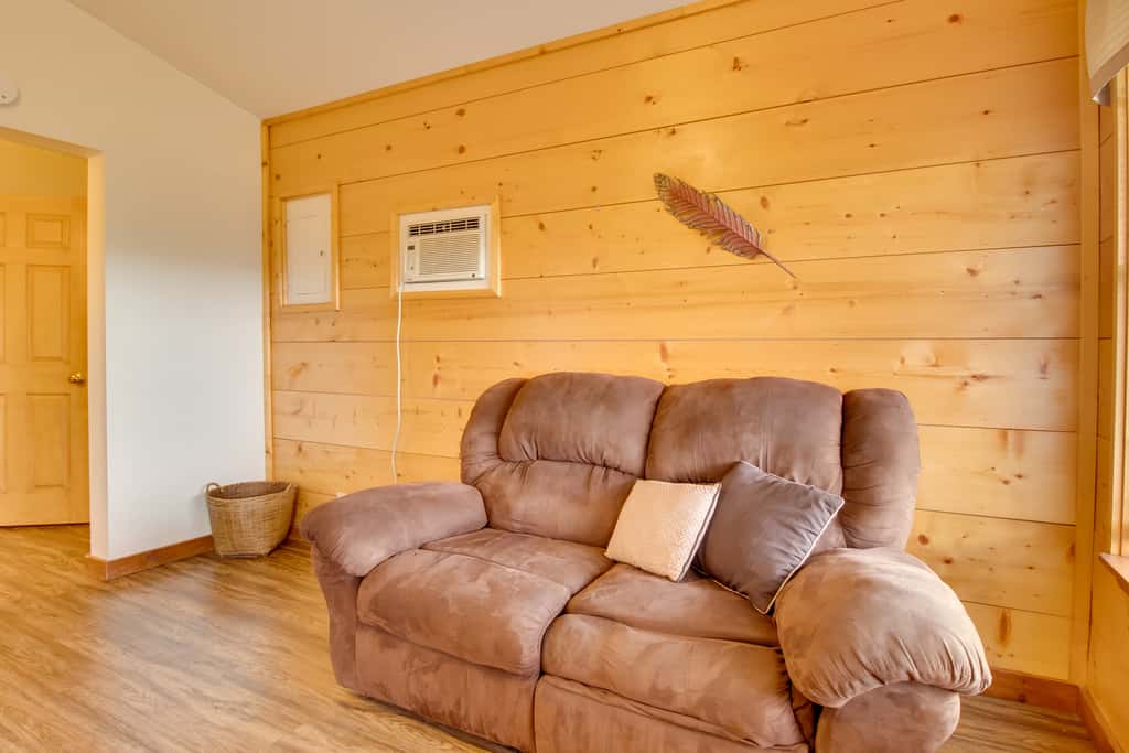 Mtn-View Porch: Arkansas Cabin Near White River