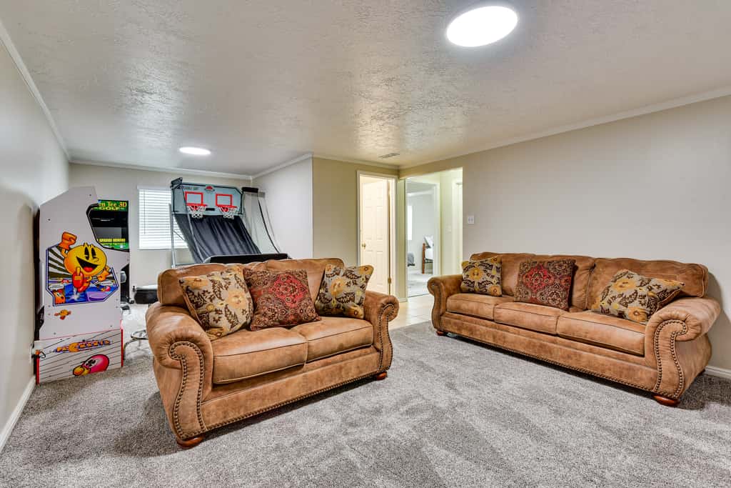 Family-Friendly Clearfield Home w/ Hot Tub!