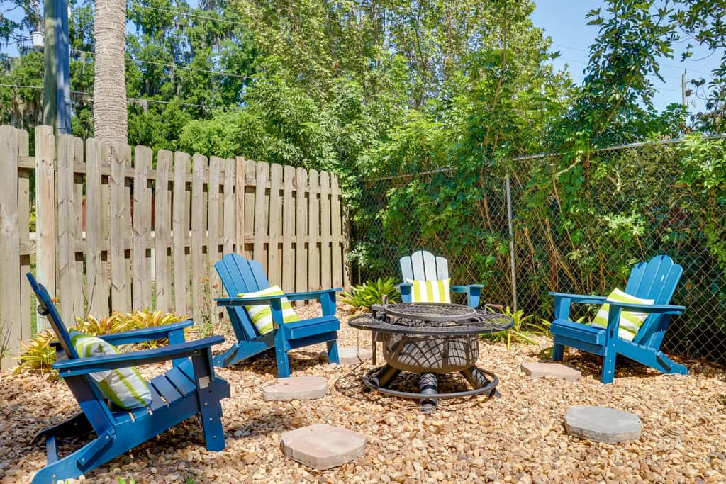 Fish On-Site: Okeechobee Cabin w/ Pool Access