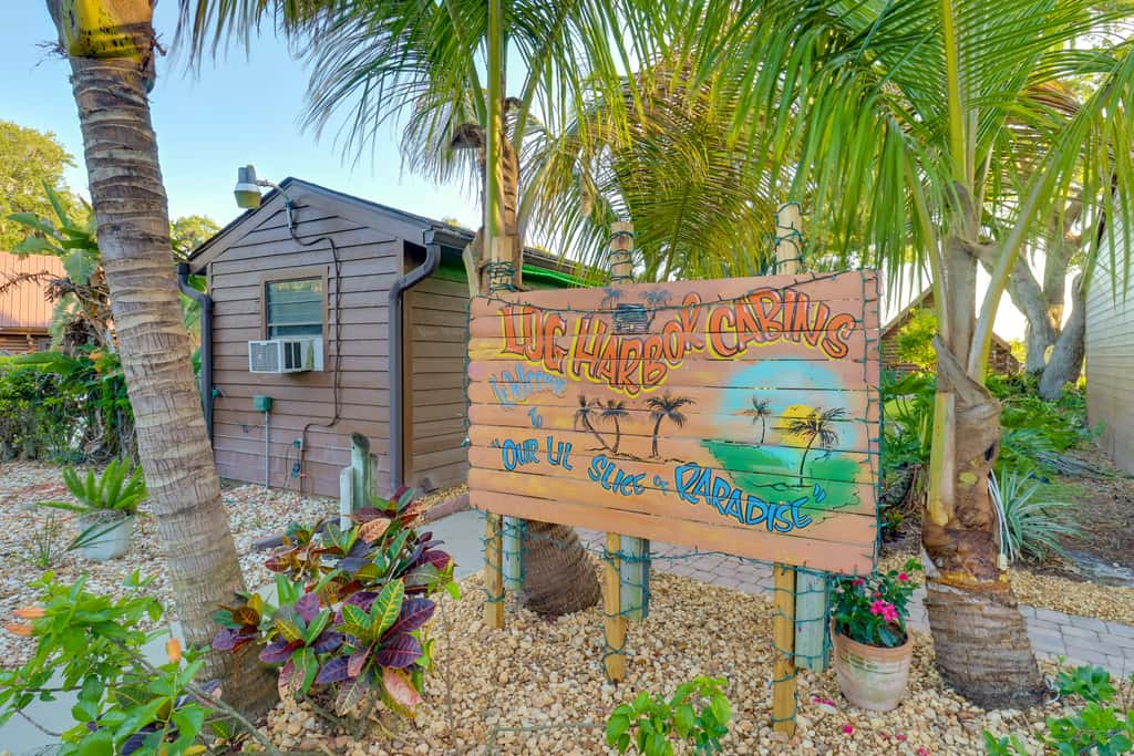 Fish On-Site: Okeechobee Cabin w/ Pool Access