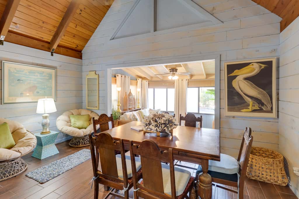 Fish On-Site: Okeechobee Cabin w/ Pool Access