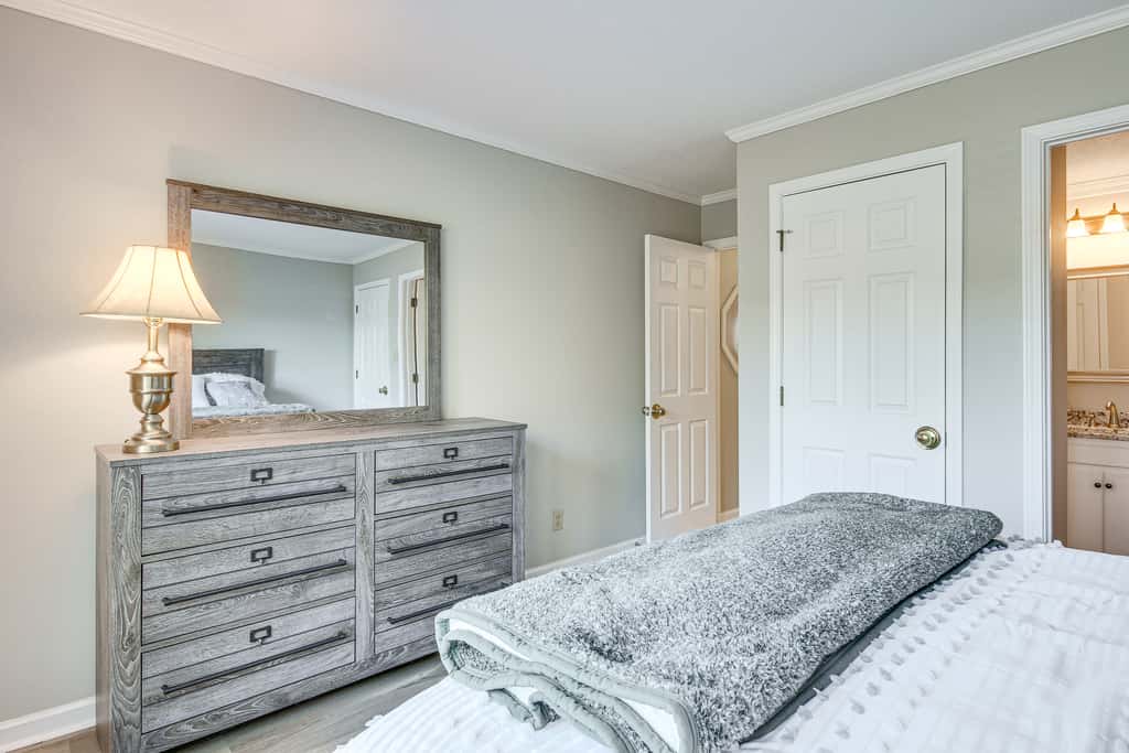Modern McCormick Townhome on Lake Thurmond!