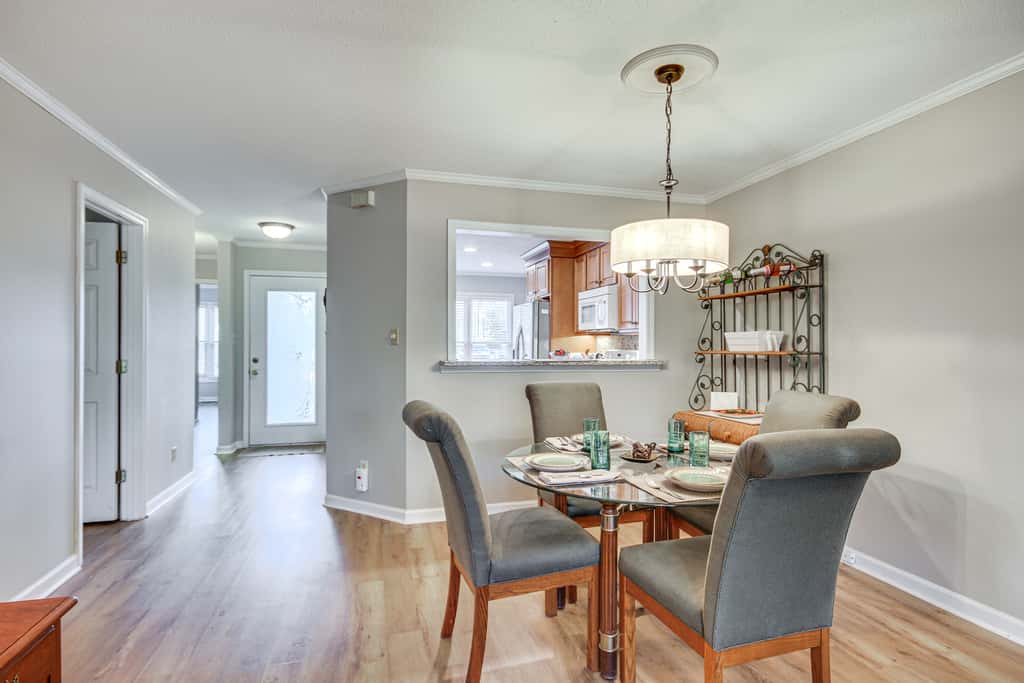 Modern McCormick Townhome on Lake Thurmond!