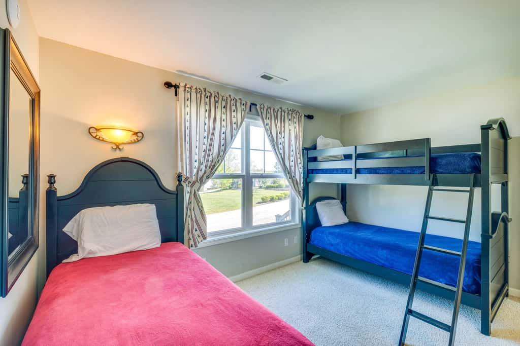 Taylorsville Lake Cottage Rental w/ Hot Tub!