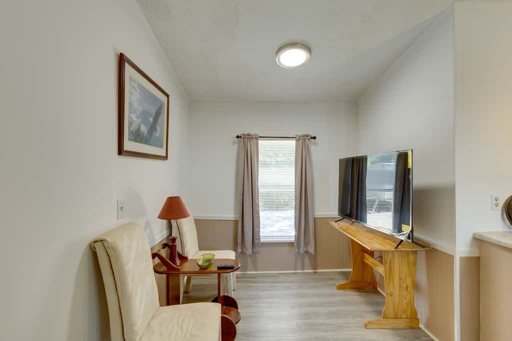 Pets Welcome: Quiet Retreat Near Lake Guntersville