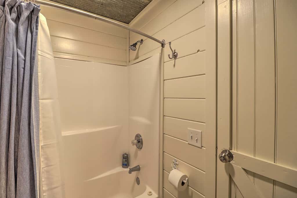 Pet-Friendly Studio w/ Loft & Mountain Views!
