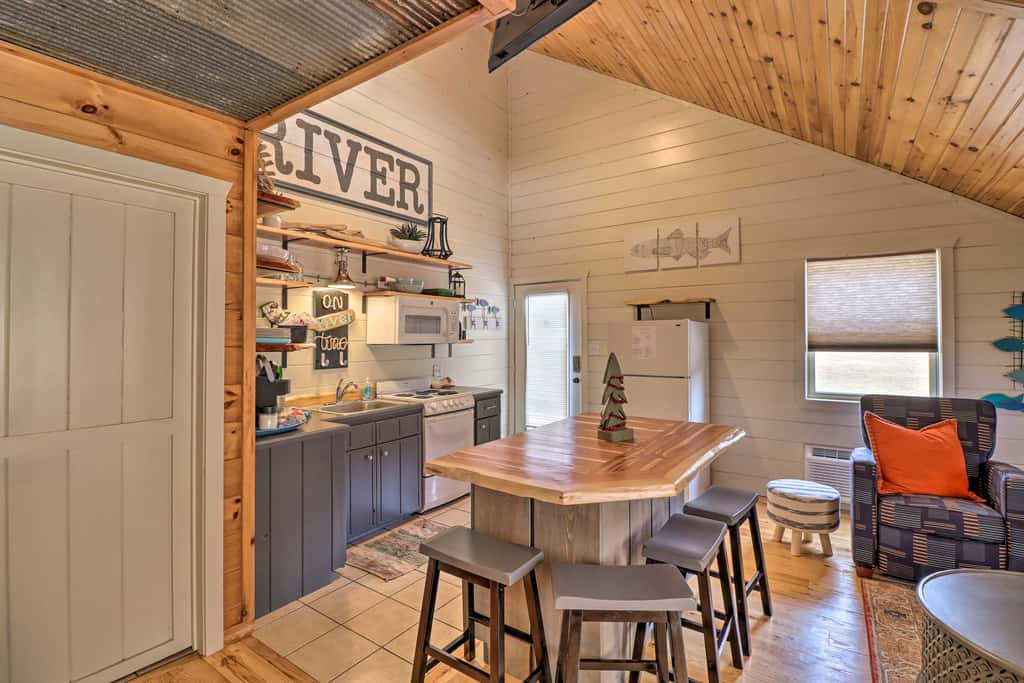 Pet-Friendly Studio w/ Loft & Mountain Views!