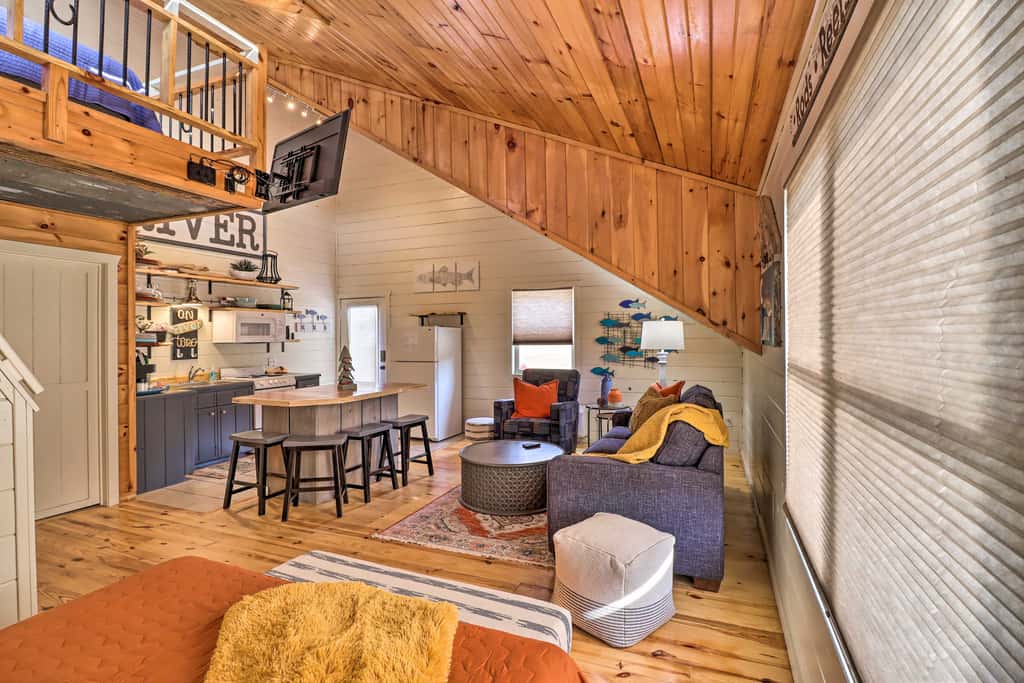 Pet-Friendly Studio w/ Loft & Mountain Views!