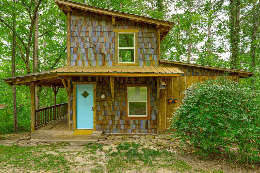 Mountain View Cabin: Music, Crafts & Shopping!