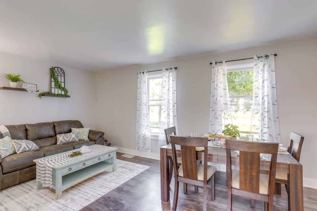 Cozy Greenwich Vacation Rental w/ Fire Pit