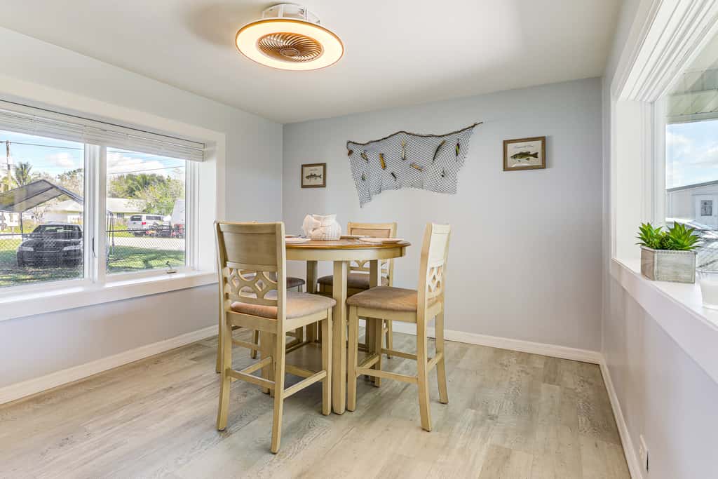 Boat Dock & Yard: Waterfront Okeechobee Retreat