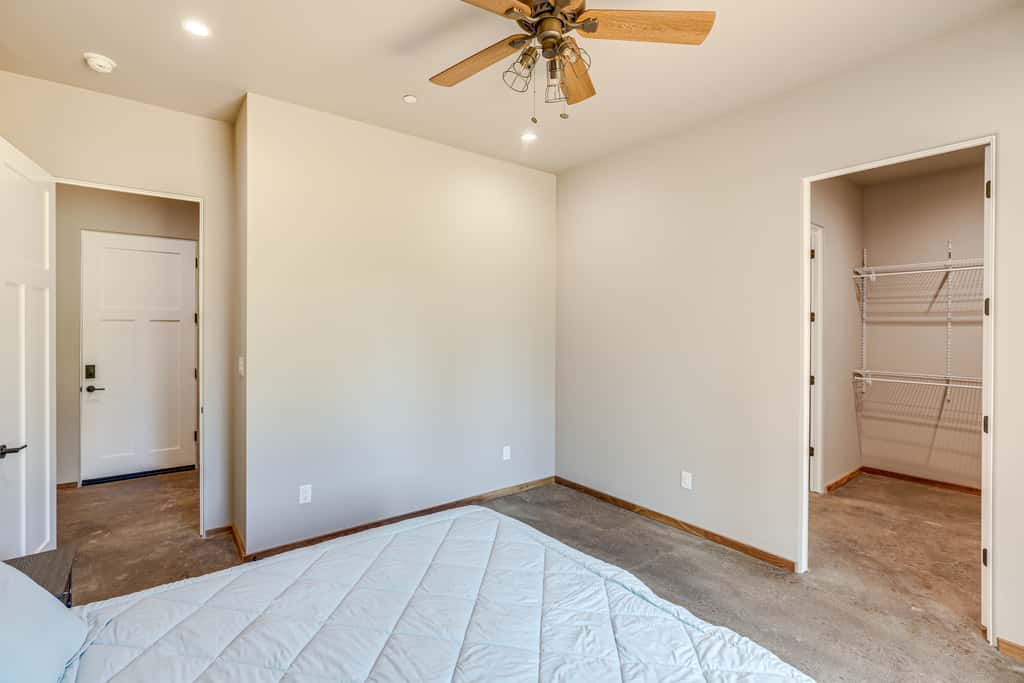 2 Mi to Lake Almanor: Home w/ Golf Course Views!