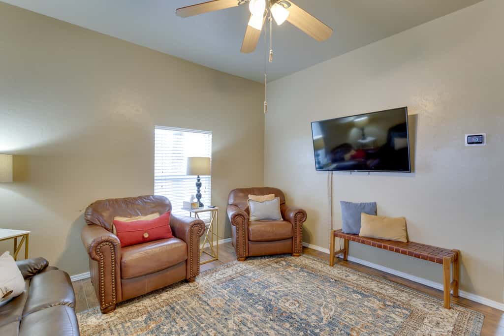 Historic Home Half-Mile to Downtown Guthrie!