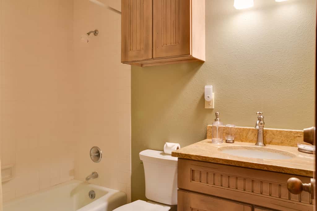 'Eagle's Nest' Crested Butte Townhome w/ Mtn Views