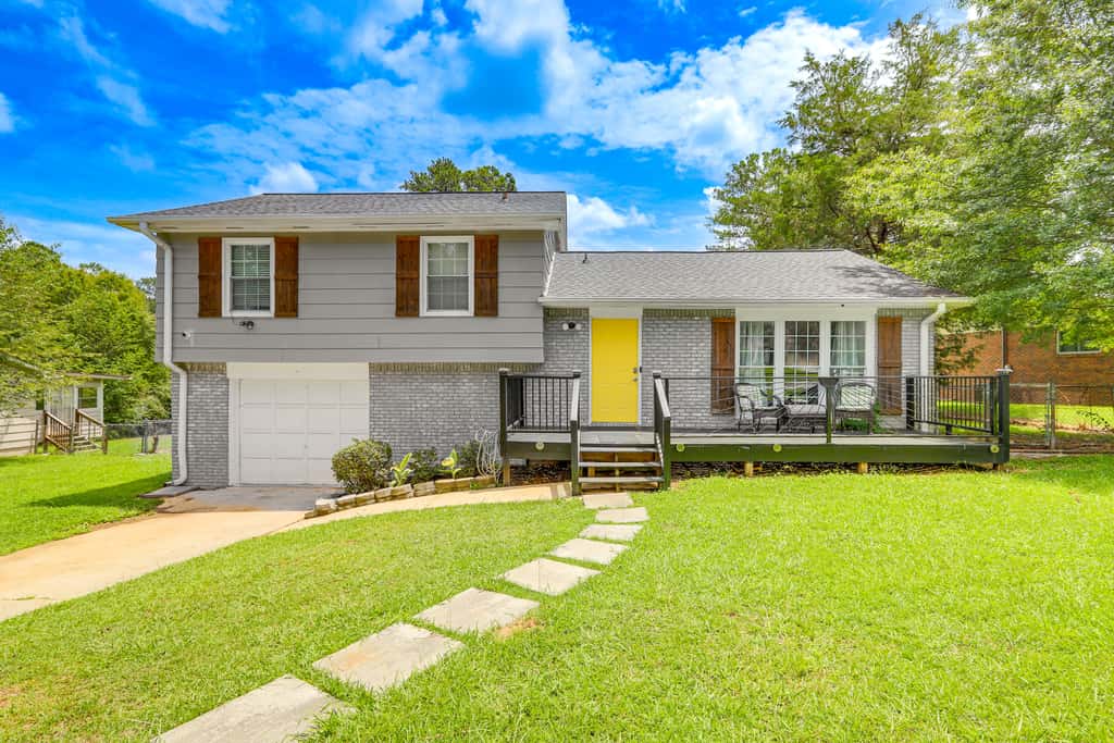 18 Mi to Dtwn Atlanta: Pet-Friendly Home w/ Yard!
