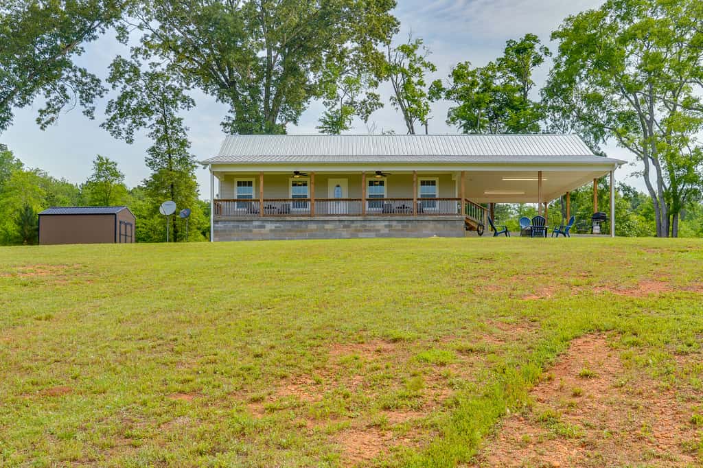 Lake Guntersville Vacation Rental w/ Fire Pit