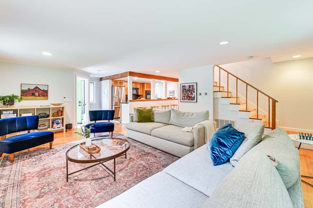 Spacious Retreat Near Tanglewood & Ski Resorts