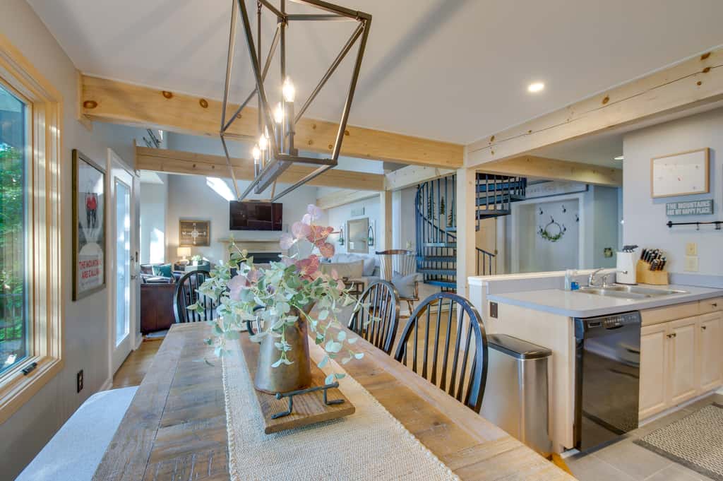 Serene Hideaway with Views, 1 Mi to Hike & Ski!