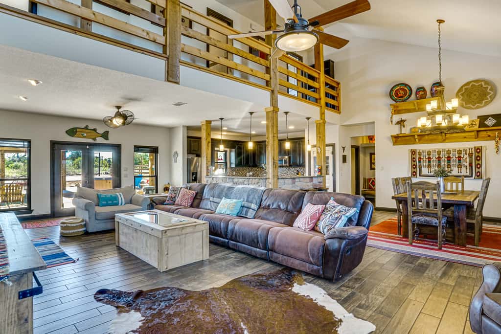 Hot Tub + Fire Pit: Possum Kingdom Lake Retreat!
