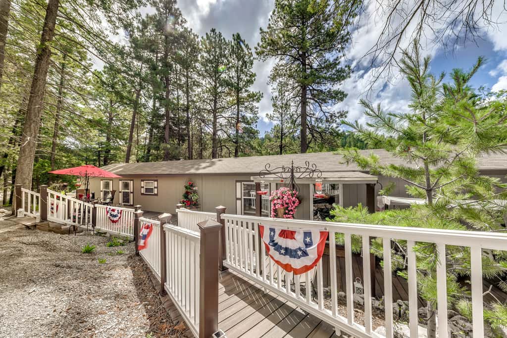 Peaceful Cloudcroft Vacation Rental: Walk to Shops