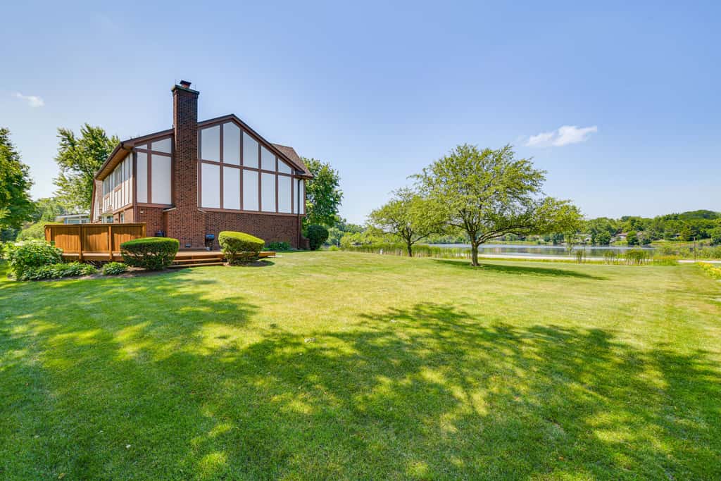 Family-Friendly Lake Home in Quiet Neighborhood