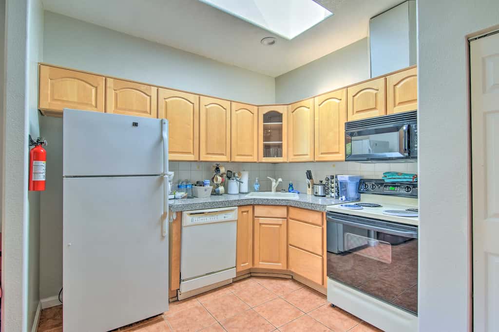 Tranquil Eloy Apartment w/ Oasis Courtyard!