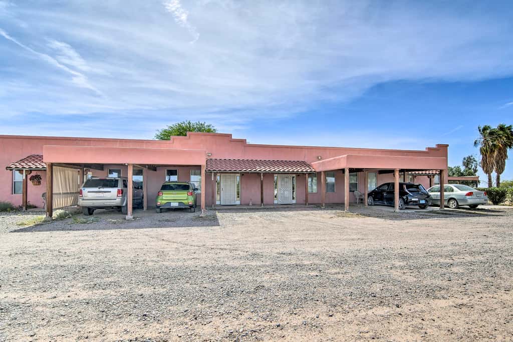 Tranquil Eloy Apartment w/ Oasis Courtyard!
