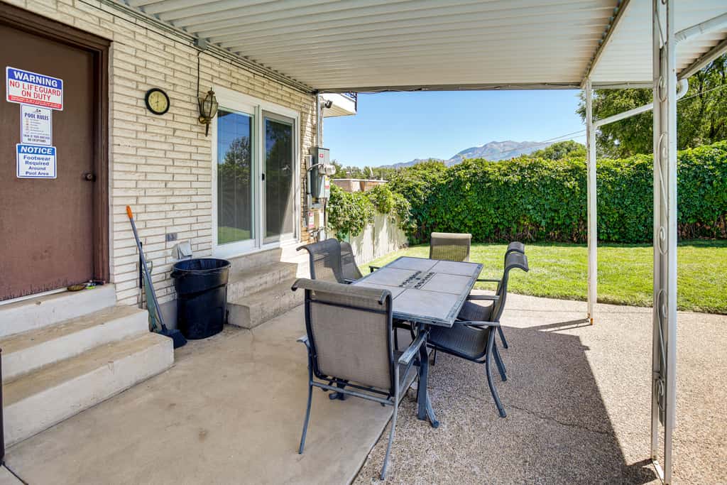 Pool & Hot Tub Access: Luxury Roy Oasis!