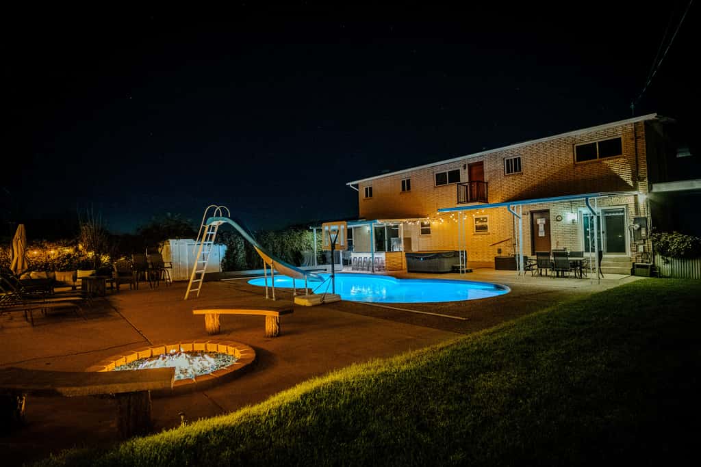 Pool & Hot Tub Access: Luxury Roy Oasis!