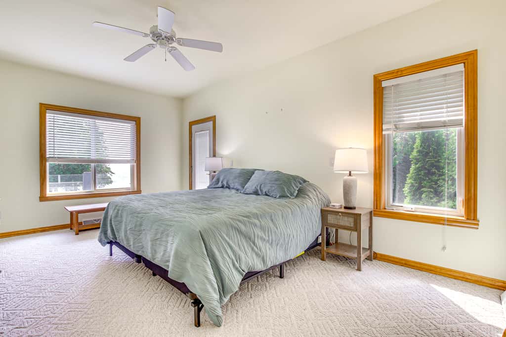 Beach Access on Lake Michigan: Sturgeon Bay Home