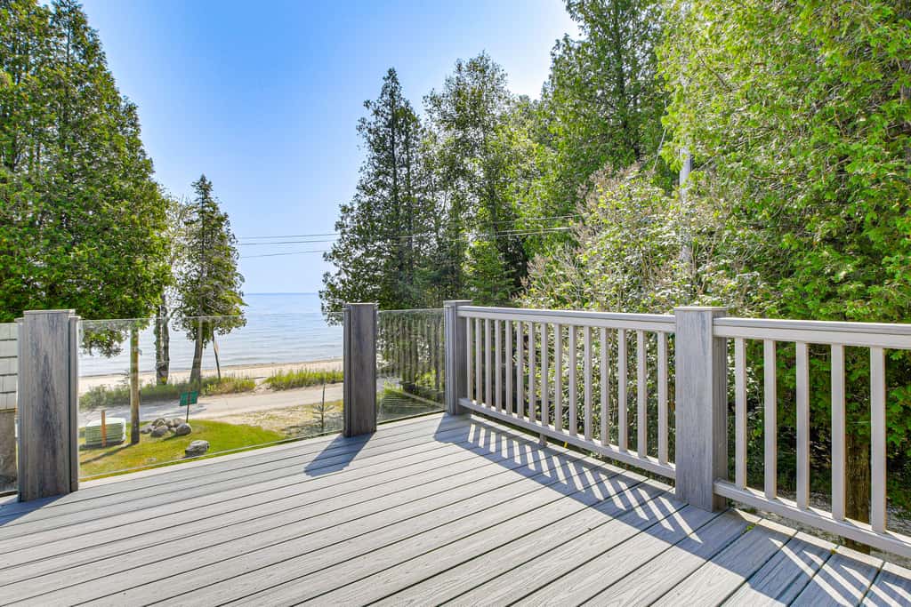 Beach Access on Lake Michigan: Sturgeon Bay Home