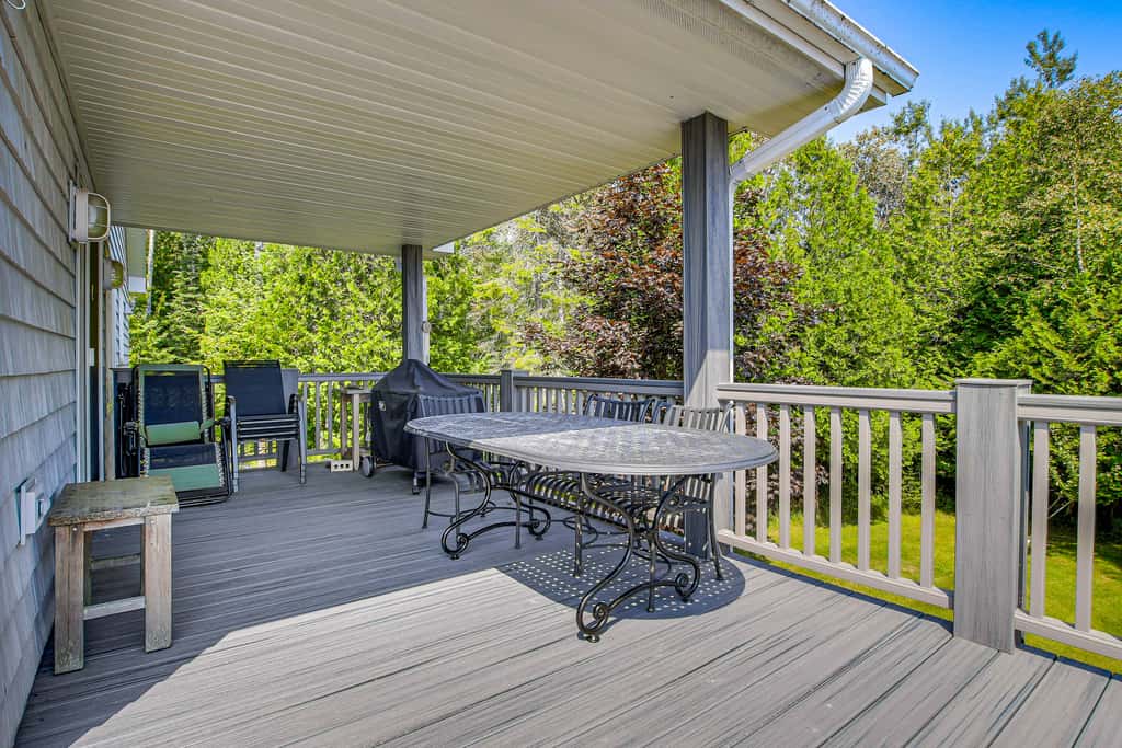 Beach Access on Lake Michigan: Sturgeon Bay Home