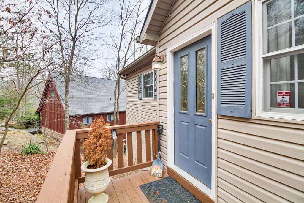 Resort Home on Mountain Golf Course w/ Deck & View